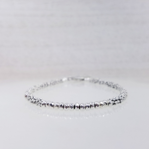 Vicky Beeds Jewelry - Silver Beaded Hematite Stackable Toggle Bracelet